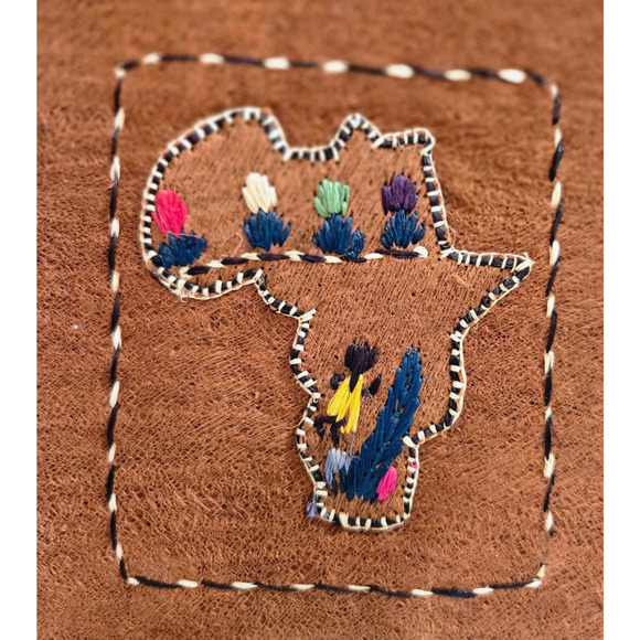 Handmade in Uganda Tree Bark Purse - Picture 2 of 11